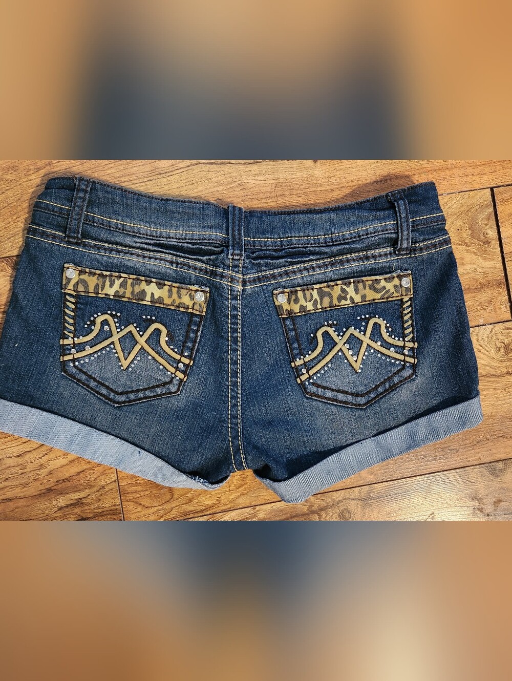 VIP Denim Leopard Trim Women’s Short Shorts , Size 9/10
